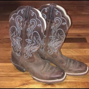 Western boots square toe